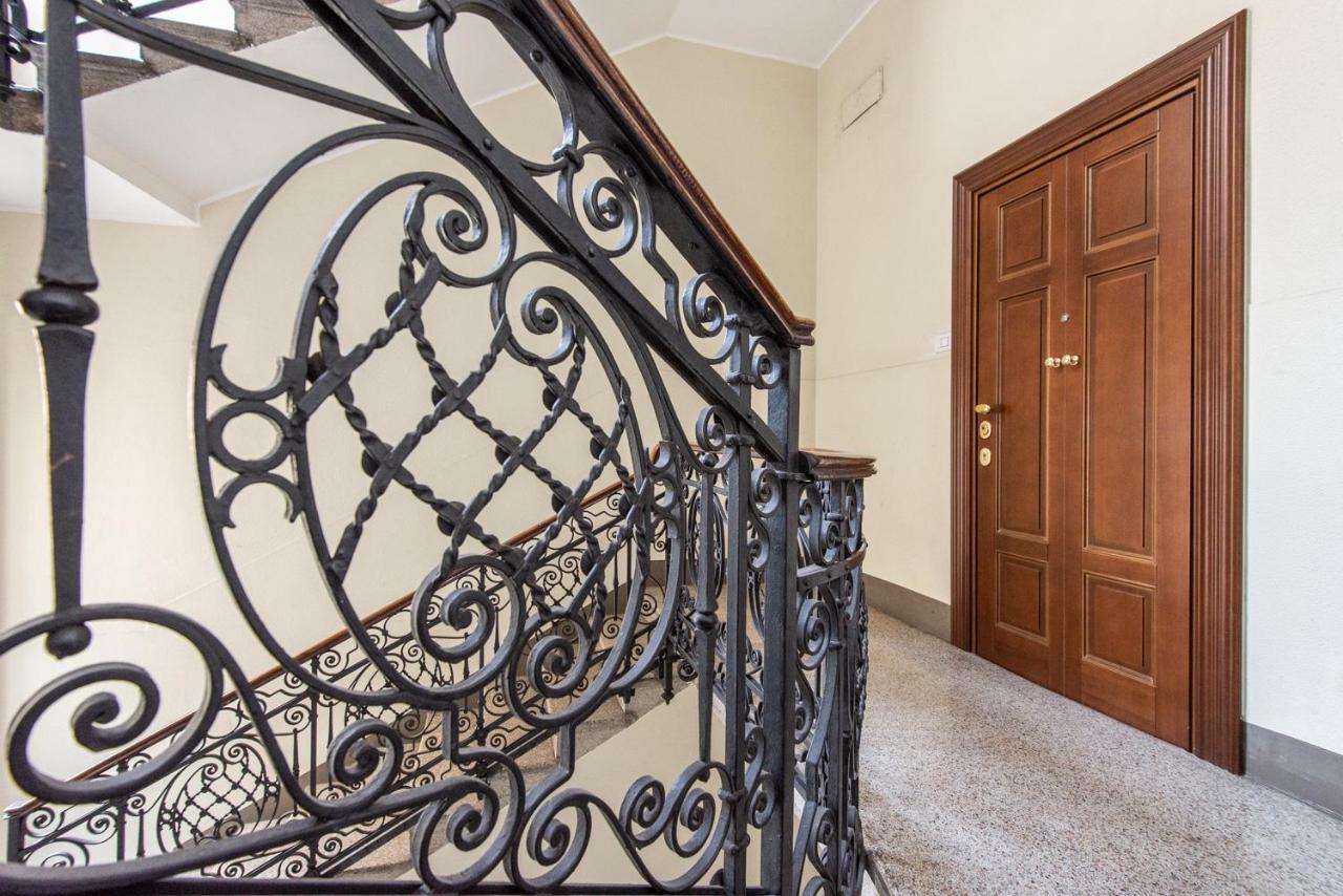 Apartamento Elegante Casa Liberty Milán Exterior foto